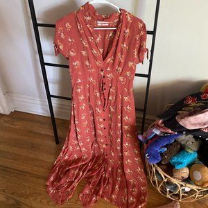 Never worn UO patterned dress - midi, size L